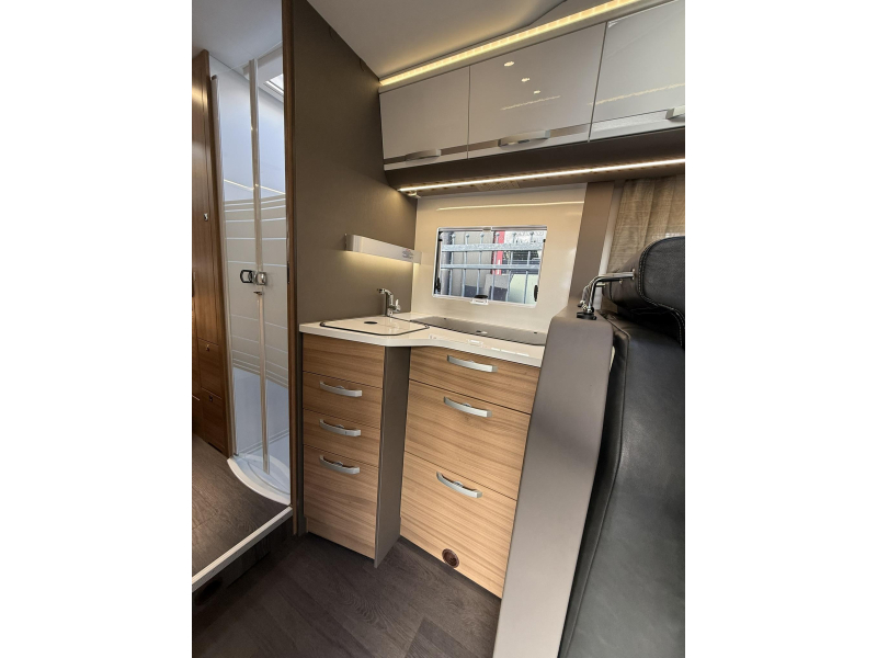 Adria Coral XL Plus 670 SL - FAMILIECAMPER  foto: 15