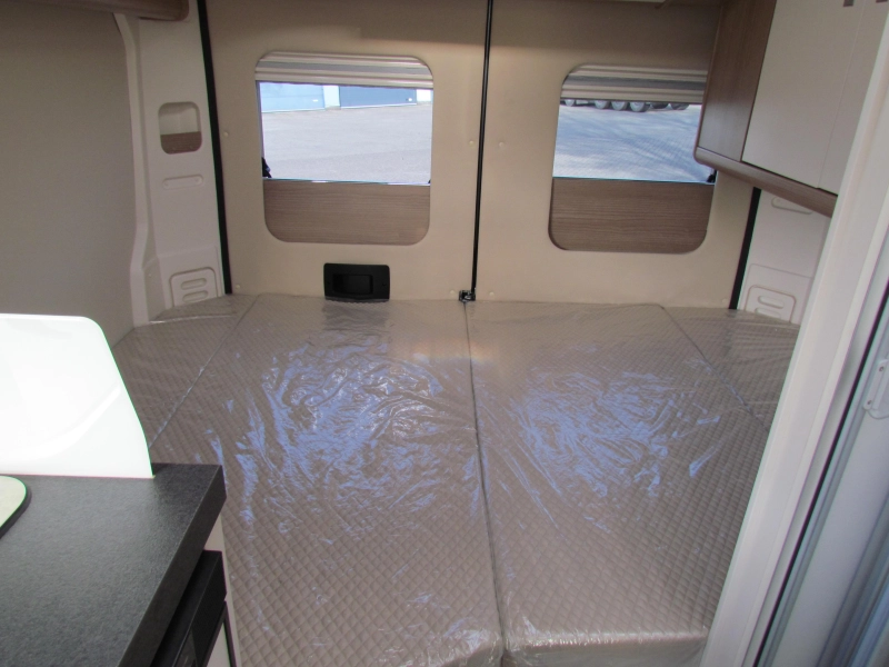 Malibu Compact 540 DB, Dwarsbed  foto: 2