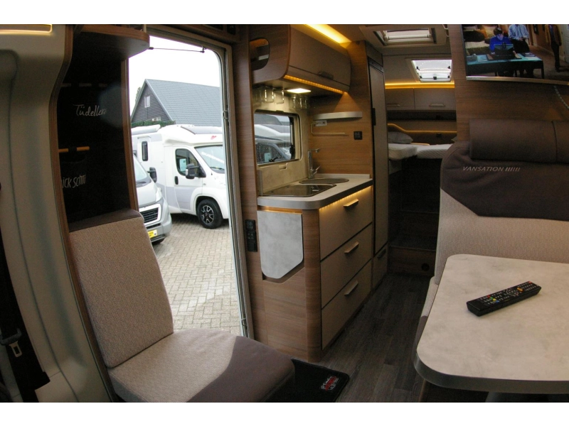 Knaus Van TI 650 MEG Enkele bedden, XXL Garage  foto: 10