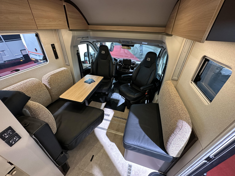 Bürstner Signature Primeur:Signature SFT 7.4  foto: 6