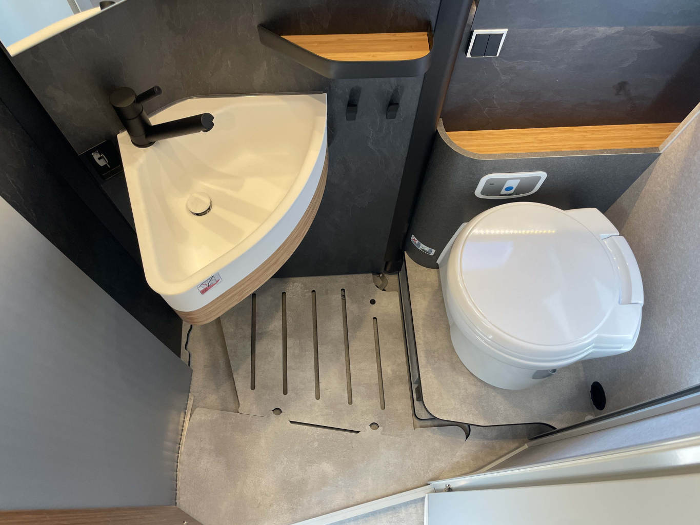 Hymer Venture S foto: 38