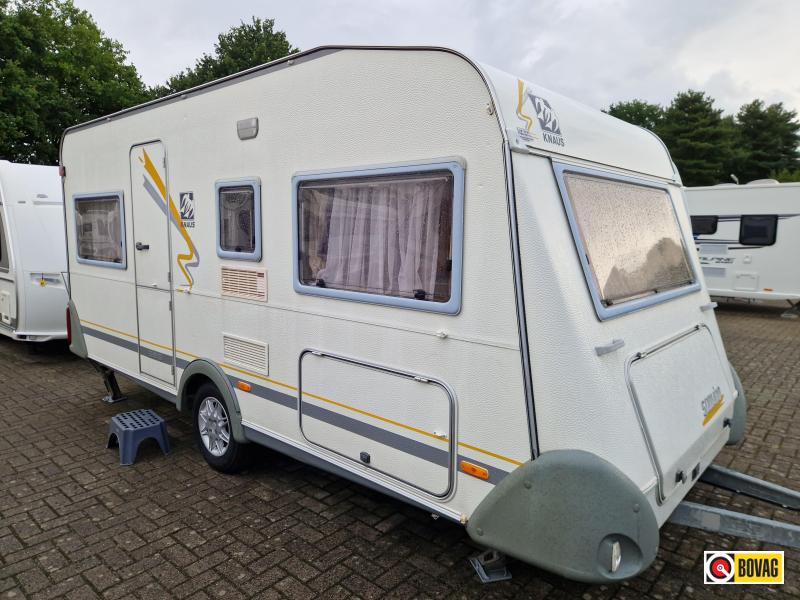 Knaus Sudwind 450 FU MET MOVER EN VOORTENT 