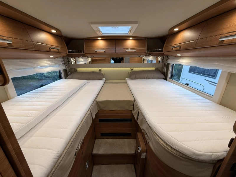 Carthago Chic C-Line T 4.9 LE -VOLL MIT ZUBEH&Ouml;R Foto: 2