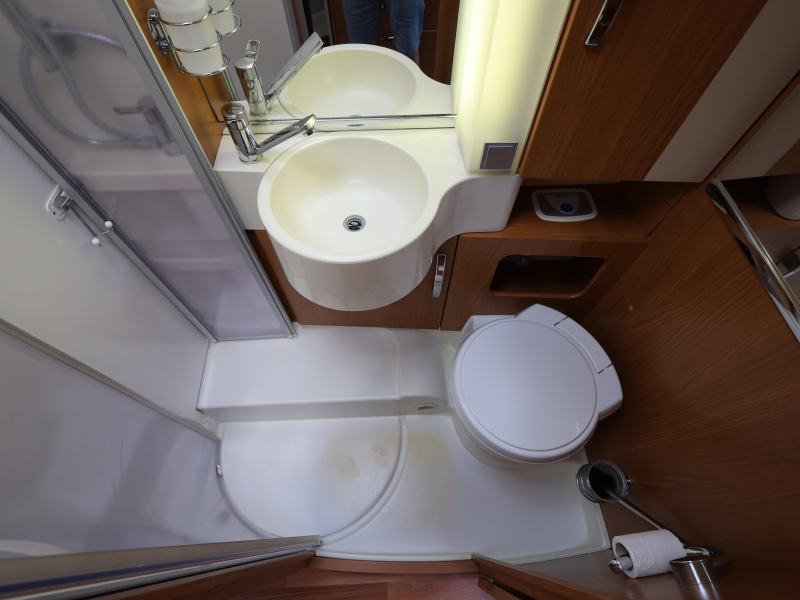 Hymer Tramp 674 SL enkele bedden | dakairco  foto: 10