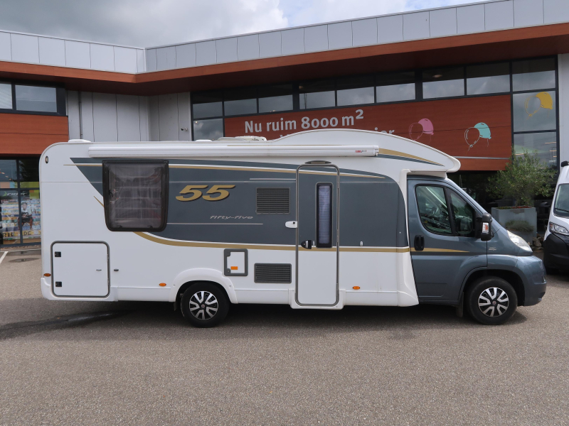 B&uuml;rstner Nexxo 740 T 55 Fifty-Five Edition foto: 1