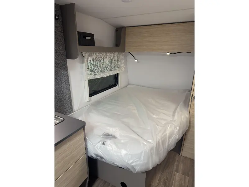 NÄCHSTES 380 Foto: 5