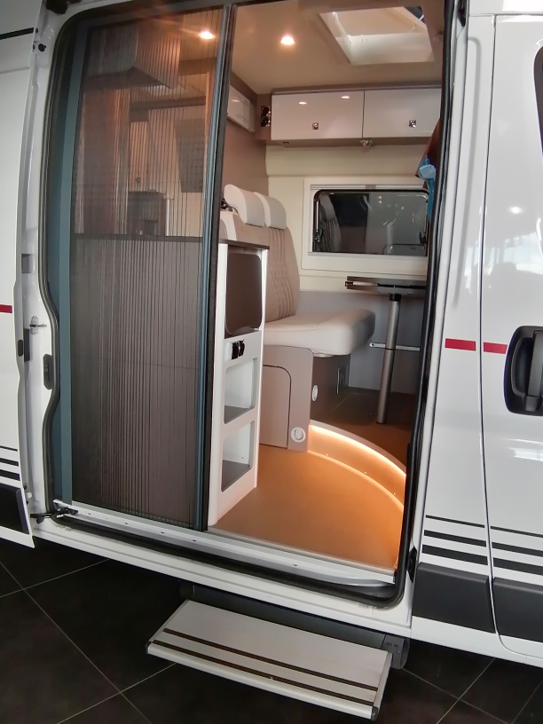 Bürstner Travel Van foto: 8