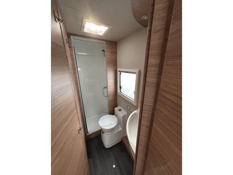 Weinsberg CaraLoft 650 MF Ex-verhuur  foto: 16