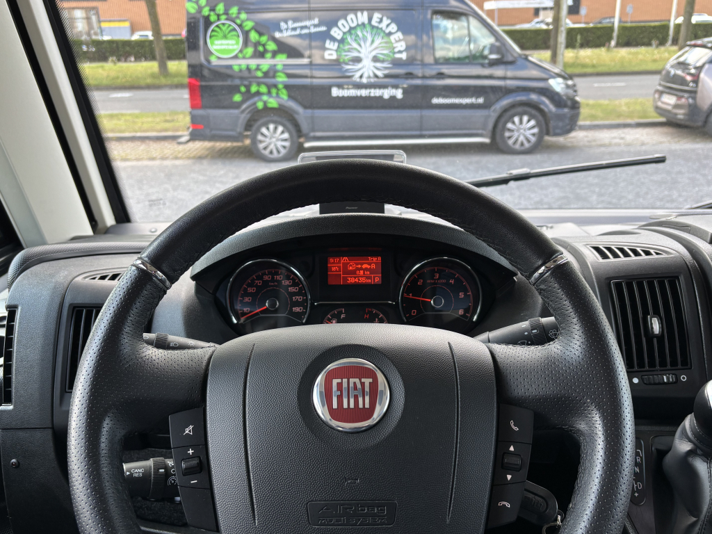 Knaus Live I 650 MEG 9TR AUTOMATIK EINZELBETTEN HUBBETT 160PS Foto: 12