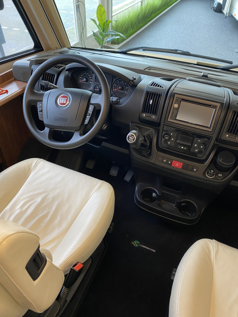 EURA MOBIL IL 720 QB Foto: 7