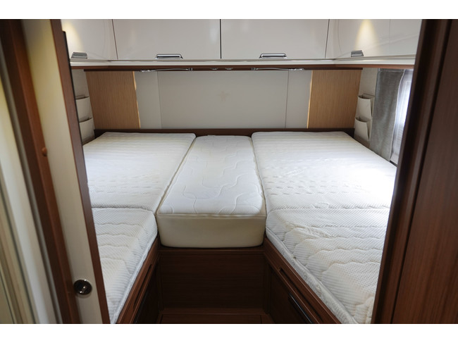 NIESMANN BISCHOFF Arto 85E 180Cv Autom&aacute;tico | Sistema de nivelaci&oacute;n | Suspensi&oacute;n neum&aacute;tica foto: 17