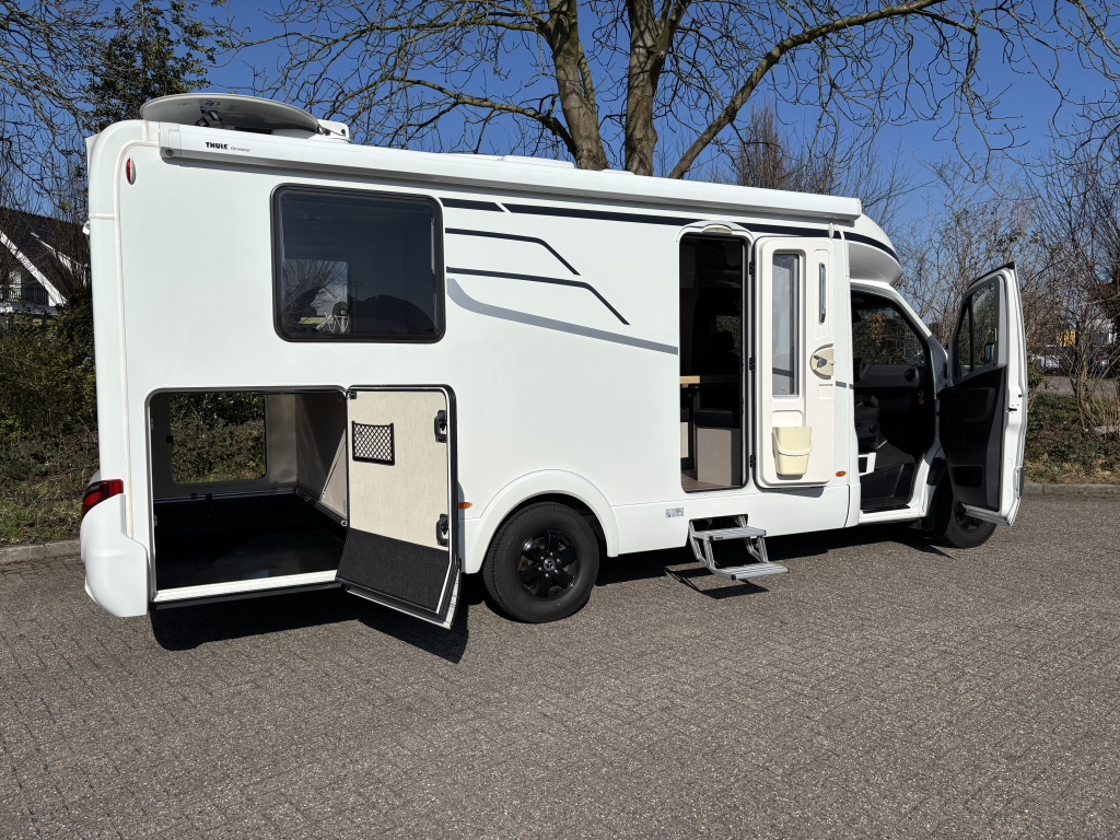 HYMER 2022 Face tot Face Queensbed 150pk handgeschakeld T695 S foto: 13