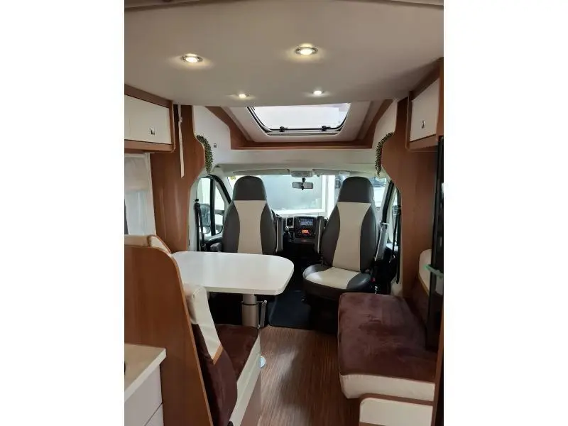LMC Rotec 662 TI 130PK Frans bed Hefbed  foto: 15