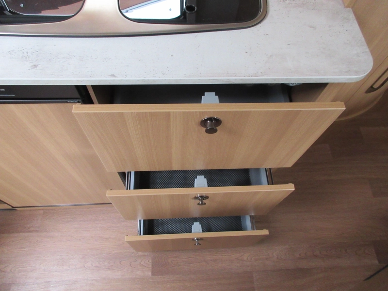 LMC Style Comfort 440 D MOVER AIRCO THULE CASS. Foto: 11