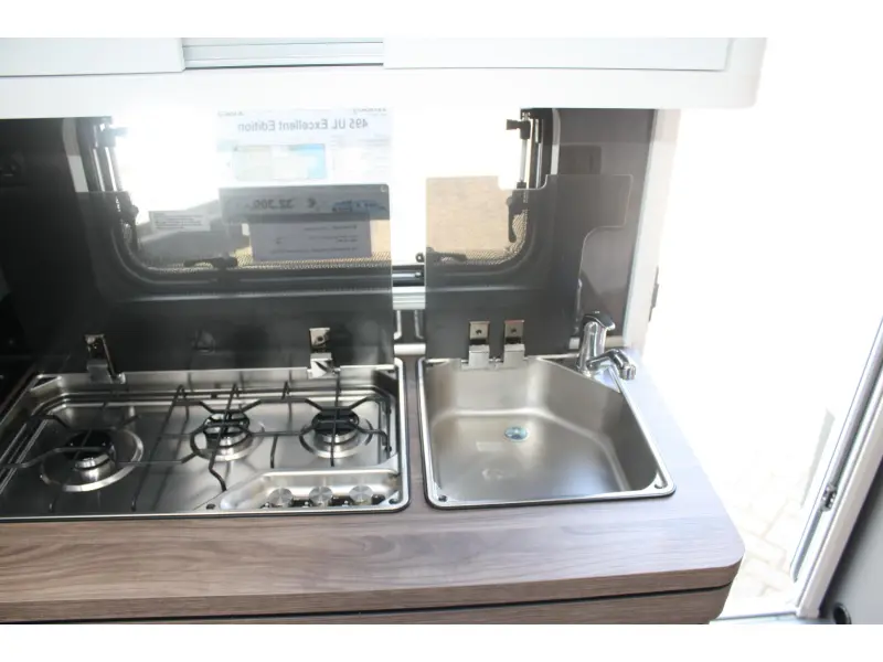 Hobby Excellent Edition 495 UL  foto: 9