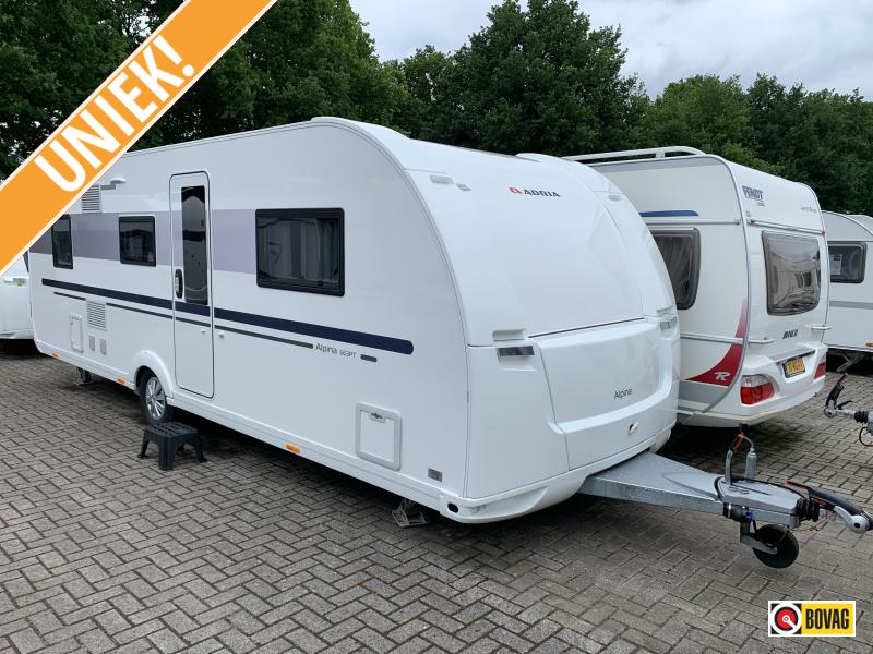 Adria Alpina 663 PT Zeer compleet!!  foto: 0