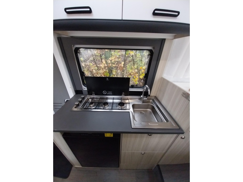 Sun Living S 70 SL 5 pers. en maar 65150 km  foto: 6