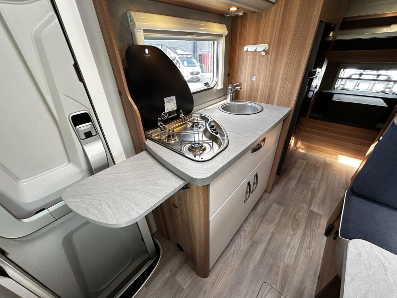 Weinsberg CaraHome Ruime alkoof/Euro-6/6.5m  foto: 12