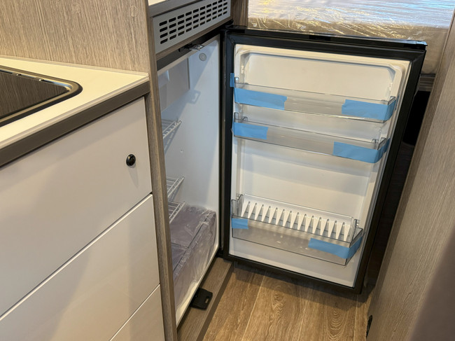 Pössl 2Win Plus 600 D-line 140 pk AUTOMAAT 9-Traps Euro6 Fiat Ducato NIEUW **Slechts 6 meter/Groot dwarsbed/4 zitplaatsen/Luifel/Apple foto: 18