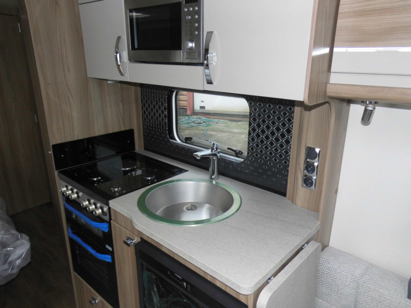 Sprite Cruzer 495 SR Nieuw, overjarig!!  foto: 4