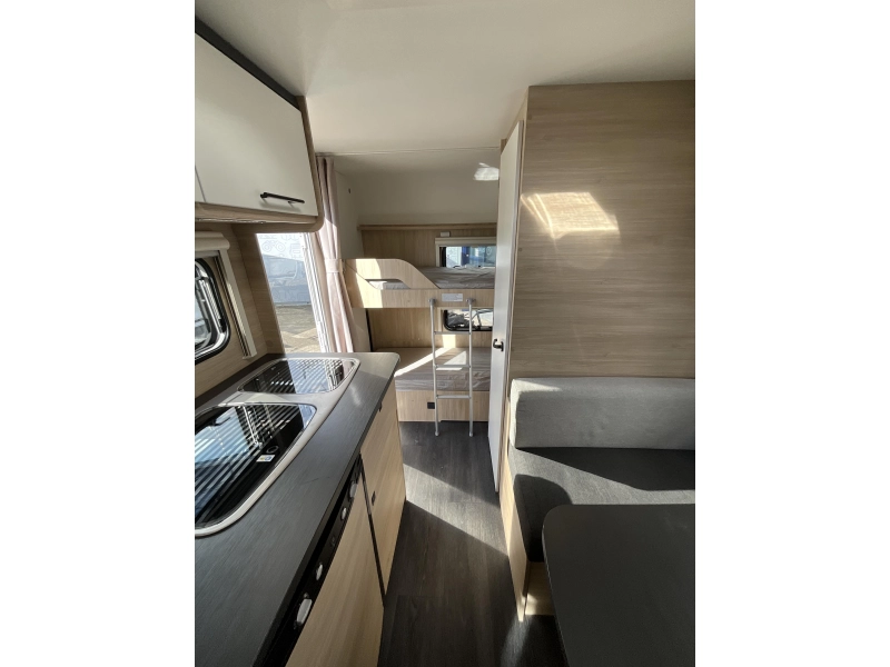 Caravelair Alba Family 466 STAPELBED-VOORTENT  foto: 5