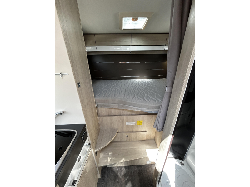 Challenger Genesis 194 Dwarsbed/alkoof/6-m/2020  foto: 18