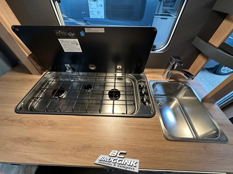 Knaus Sport 460 EU ENKEL BED VLOERVERWARMING  foto: 6