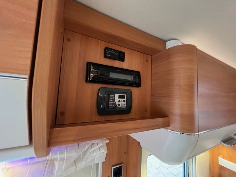 Hymer DuoMobil 534 DL RONDZIT/LUCHTVERING  foto: 7