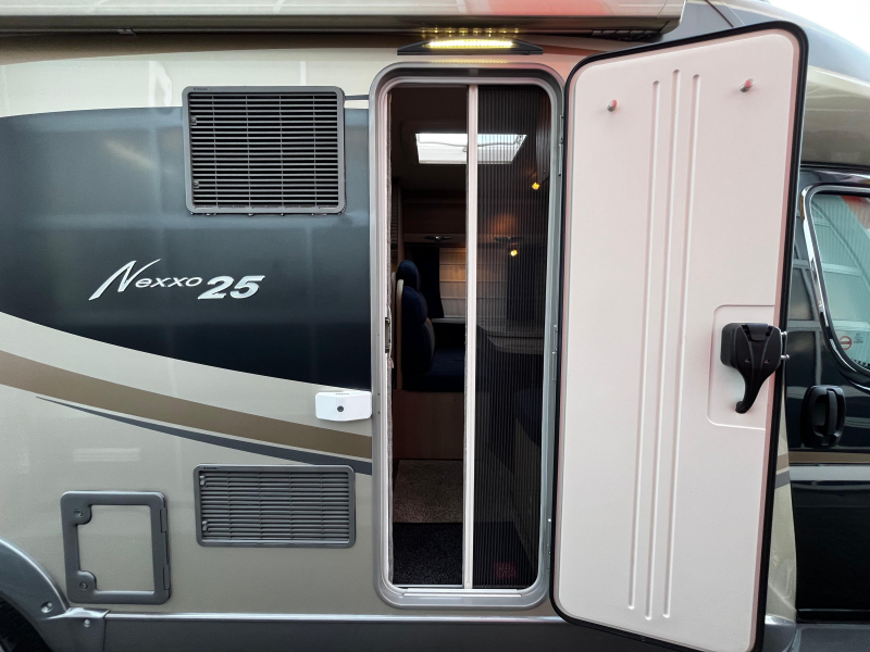 Bürstner Nexxo T 728 G OFF-Grid, 25e Jubilieum  foto: 4