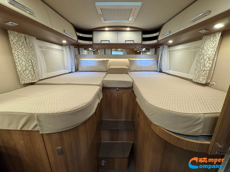 Carthago C-Compactline 144 I Single beds / Automatic photo: 18