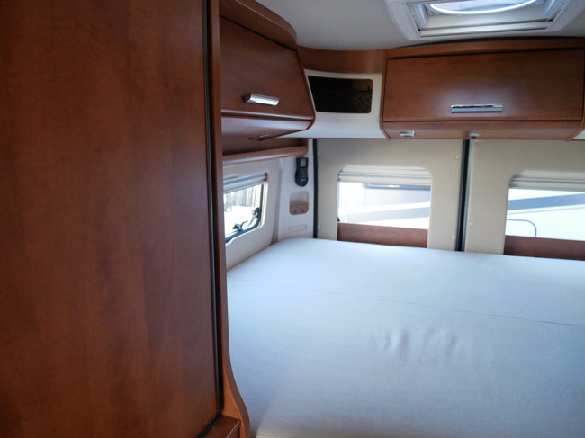 Carthago Malibu Van 600, 6 Meter Buscamper, Groot Bed!! foto: 16