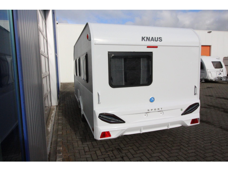 Knaus Sport 420 QD Dwarsbed & ruime keuken!  foto: 3