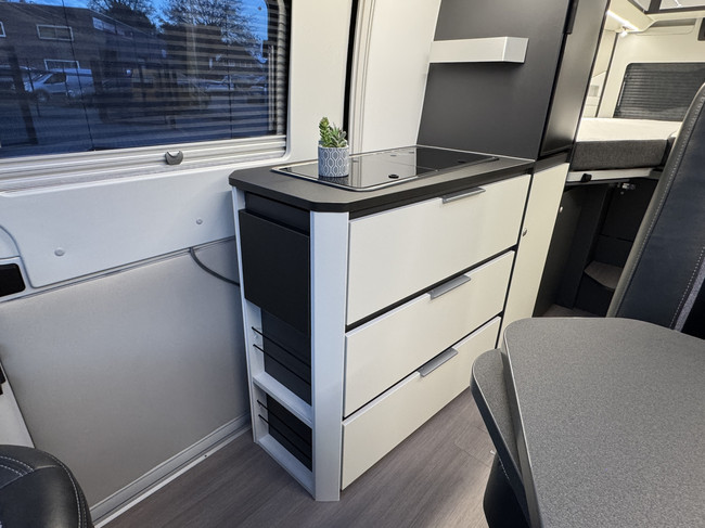 Adria Twin Supreme 640 SLB 140 pk AUTOMAAT 9-Traps Euro6 Fiat Ducato 8 **Enkele lengtebedden/4 zitplaatsen/Luifel/Trekhaak/Enduro Fiet foto: 10