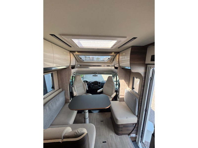 Laika Ecovip 4009 L automaat, E&P enkel bed  foto: 10