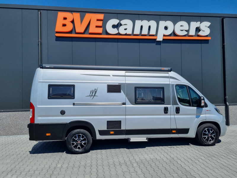 Rapido V 62 Ultieme luxe, frans bed.  foto: 5
