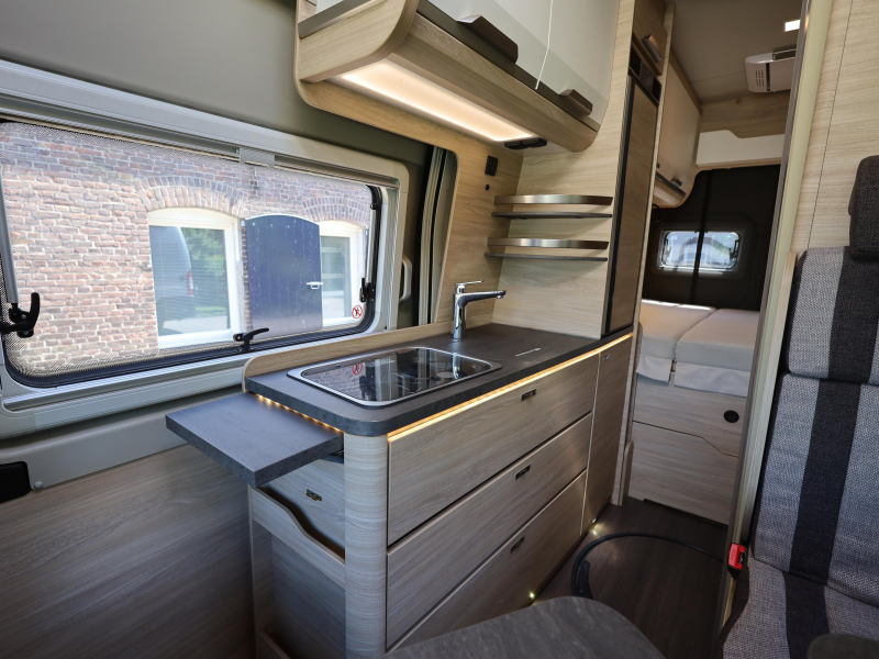 Knaus Boxstar Solution 4 4 persoons met dakairco  foto: 5