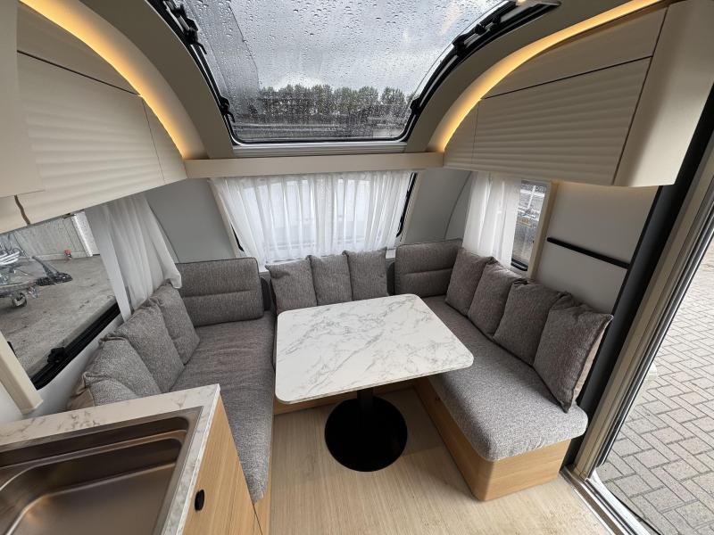 Adria Adora 572 UT  foto: 3