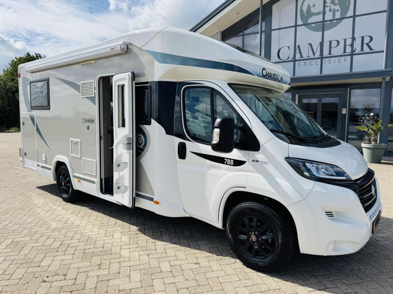 Chausson Titanium VIP 788 Automaat Queensbed Hefbed  foto: 3