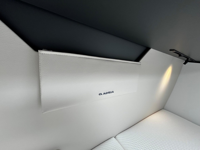 Adria Compact Select DL Grote koelkast, Luifel  foto: 21