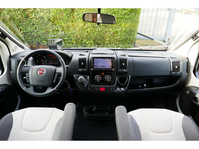 Knaus VAN Ti Vansation 650 MEG 140 PS Euro 6 Fiat Ducato **Einzelbetten/Satelliten-TV/Navi/Kamera/Nur 15.360 km/1. Besitzer/Wie neu Foto: 4
