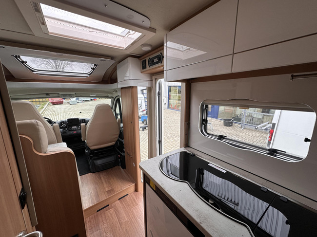 LMC Breezer V 646 automaat foto: 8