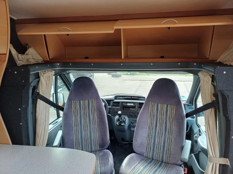 Eura Mobil Profila 411  foto: 10