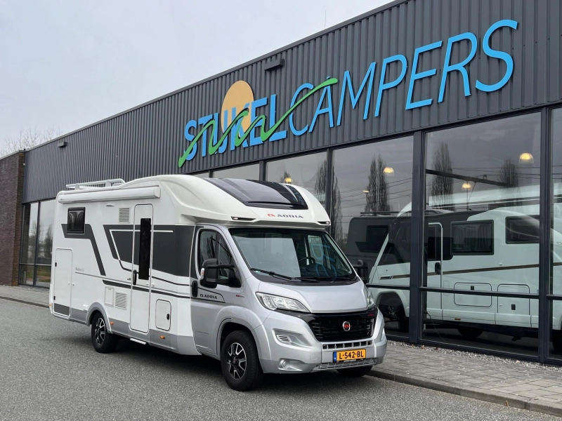 Adria Matrix Plus 670 SL AUTOMAAT 160PK  foto: 1