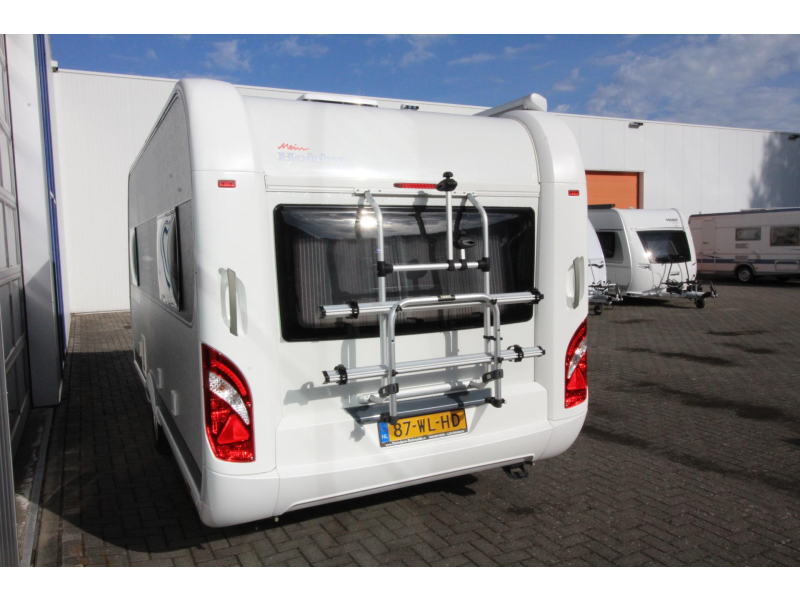 Hobby Excellent 455 UF Thule 6300 Airco Voortent  foto: 3