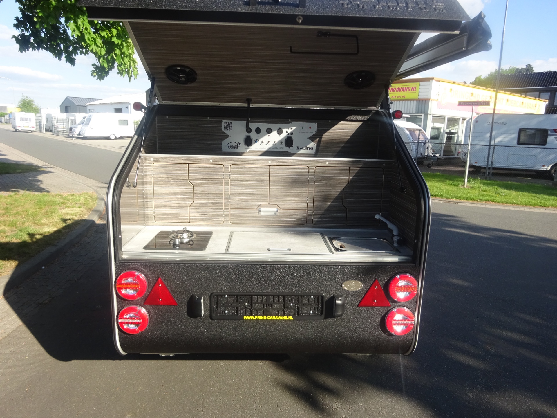 X-Line LifeStyle-Camper GERESERVEERD foto: 15