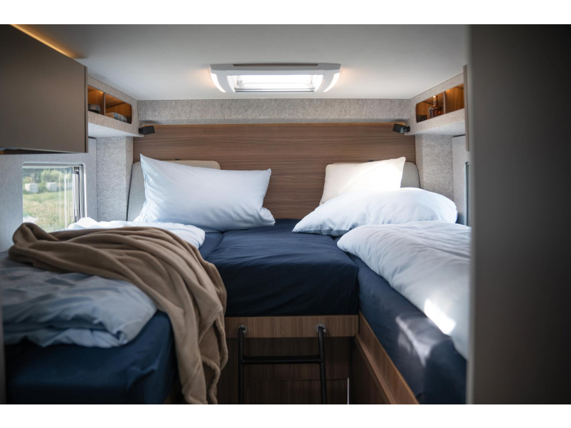 LMC Cruiser 750 EF cara a cara 2027 foto: 11