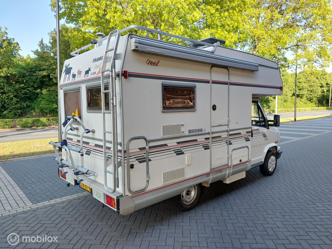 Fiat Ducato 1.9TD Frankia Mobil A520 Autocaravana compacta foto: 8