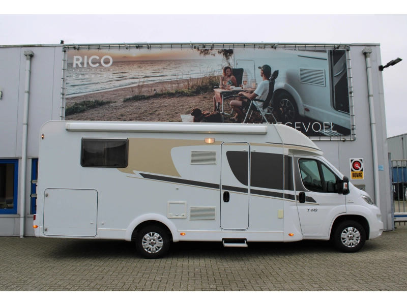 Carado T 449 Queensbed Hefbed photo: 1
