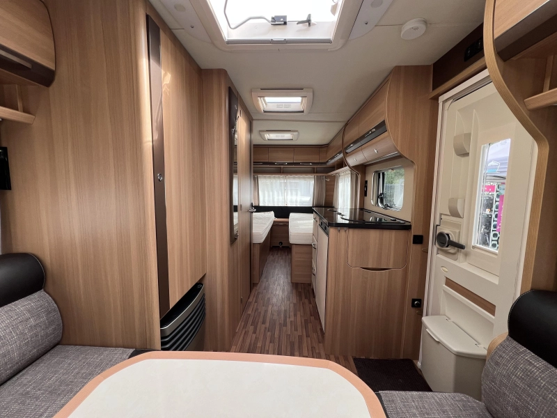 LMC Passion 470 E Mover Unico Verona Foto: 2