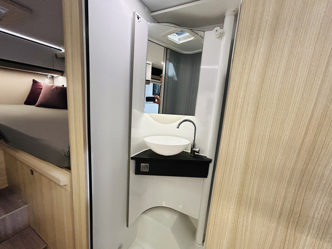 Adria COMPACT SL Plus ! con camas separadas foto: 16